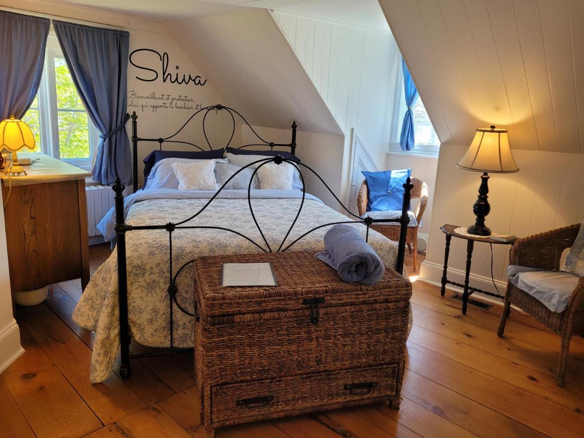 Om Villegiature Saint-Laurent-de-l'ile d'Orleans Ngoại thất bức ảnh